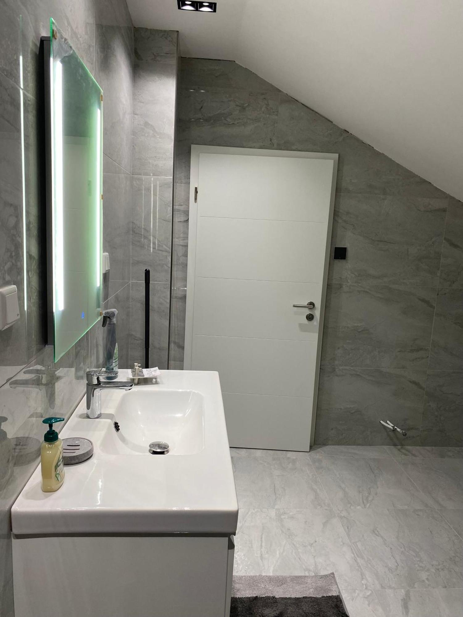 Appartamento Bane 95qm - Messewohnung, Ferienwohnung,monteurwohnung